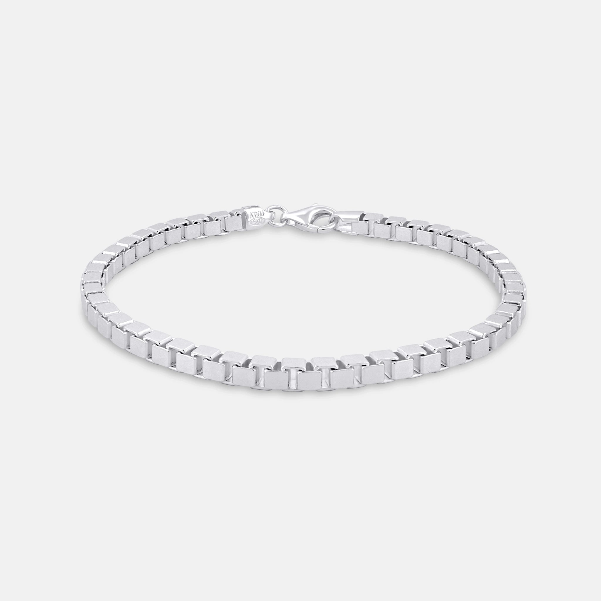 front close up angle of 925 silver box chain bracelet