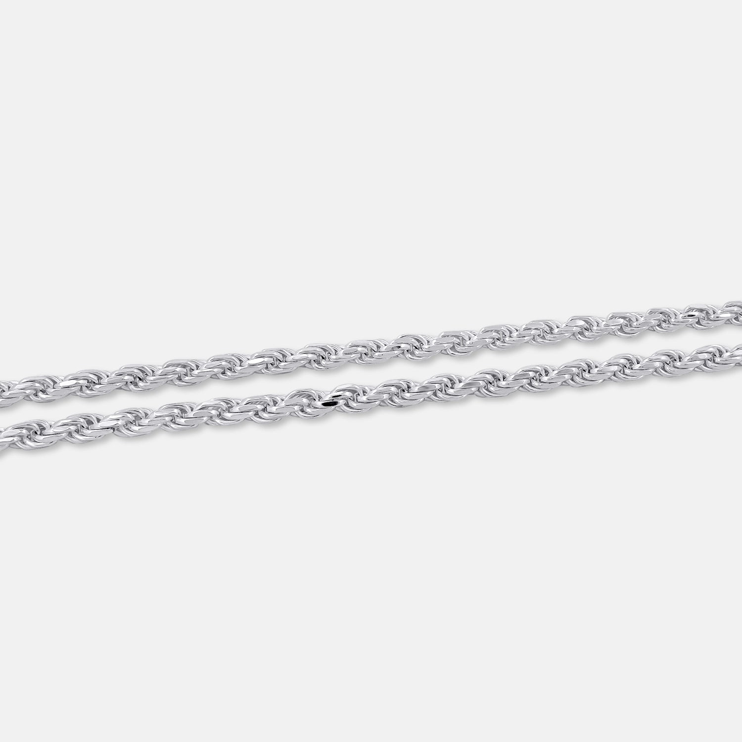 close up of 925 silver diamond cut rope chain